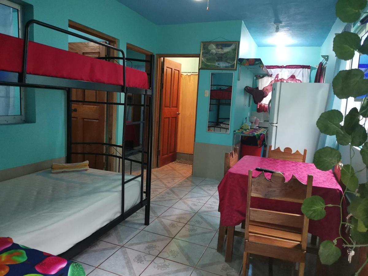Cabinas Mitchaelle'S Puerto Viejo de Talamanca Exteriér fotografie