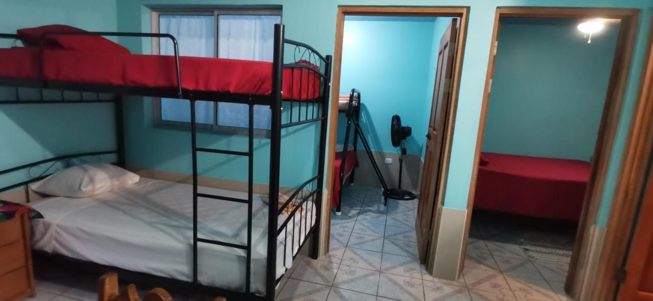 Cabinas Mitchaelle'S Puerto Viejo de Talamanca Exteriér fotografie