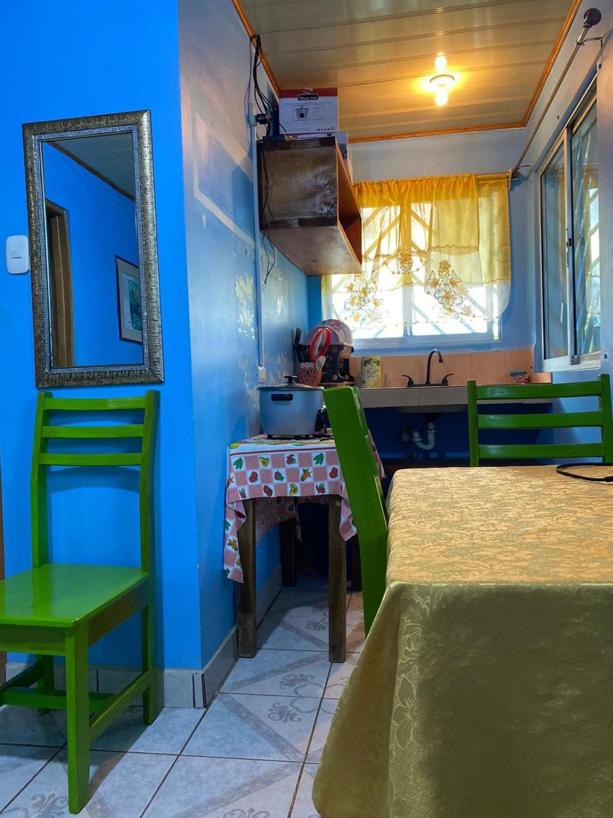 Cabinas Mitchaelle'S Puerto Viejo de Talamanca Exteriér fotografie